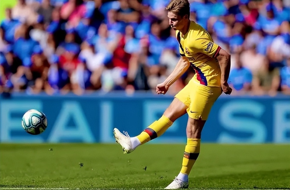 水晶宫大腿扎哈去留成谜,俱乐部启动续约谈判  水晶宫大腿扎哈去留成谜,俱乐部启动续约谈判